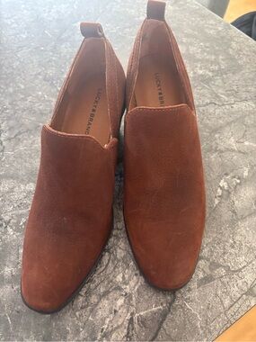 Lucky Brand women’s Suede Slip-On heel in Chestnut Brown
